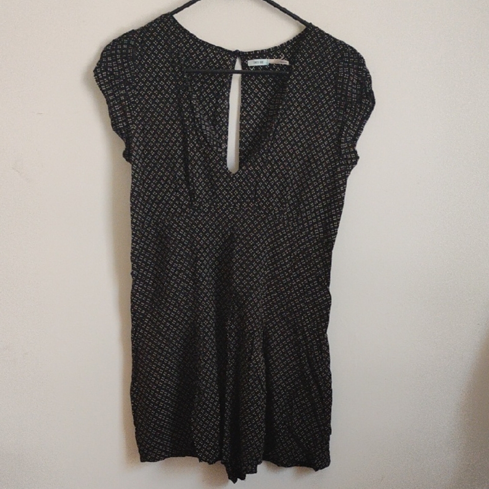Kimchi Blue | Black + White Polkadot V-neck Romper | S | NWOT